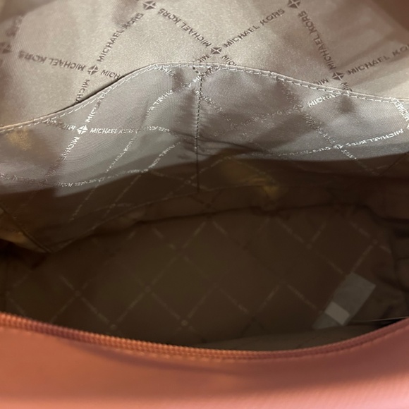 Michael Kors Jet set travel Sm Logo Top Zip Tote Primrose Pink NWT - Picture 9 of 16